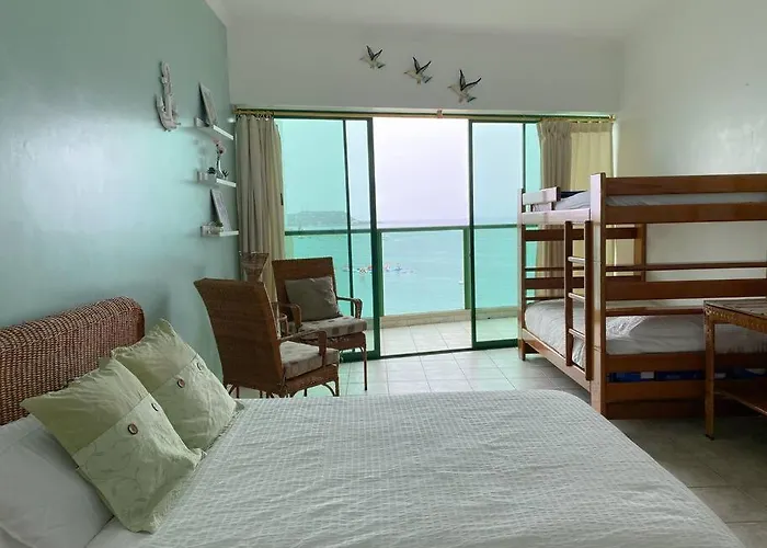Suite En Colon Miramar Con Netflix Para 8 Personas