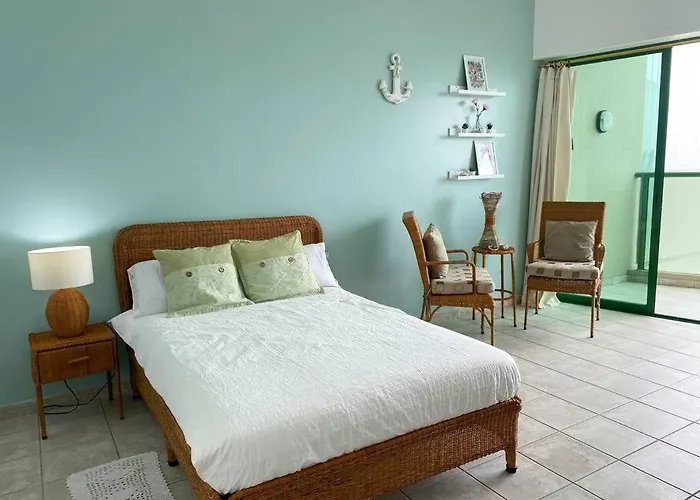 Suite En Colon Miramar Con Netflix Para 8 Personas