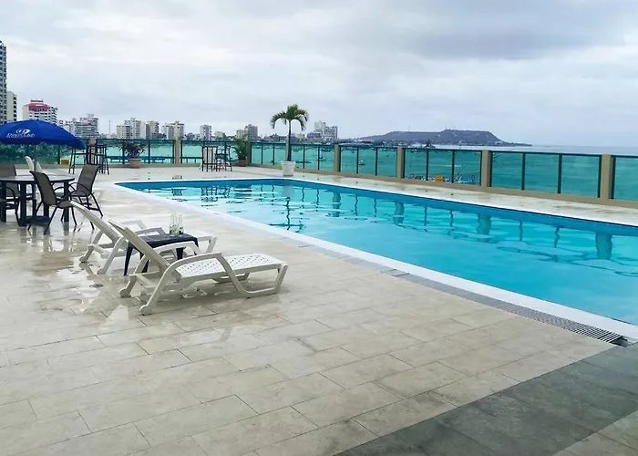 Suite En Colon Miramar Con Netflix Para 8 Personas